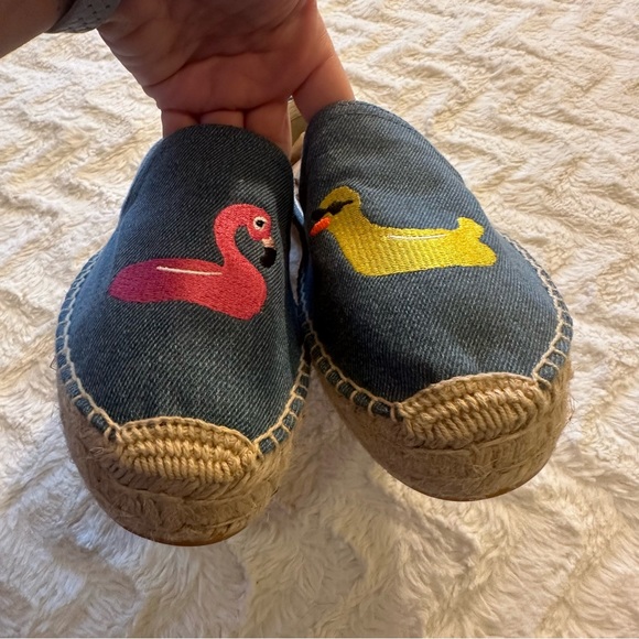 Soludos x Mary Matson Denim Embroidered Flamingo and Duck Espadrilles Size 9 - Picture 7 of 11